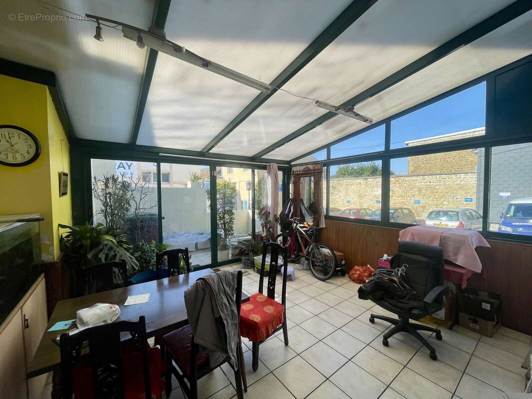 Commerce à CHARLEVILLE-MEZIERES