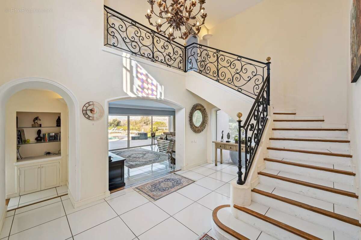 Maison à MOUANS-SARTOUX