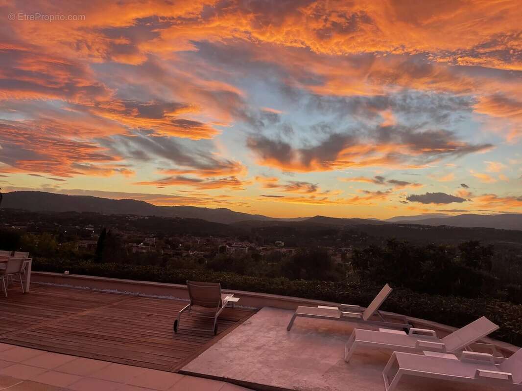 Maison à MOUANS-SARTOUX