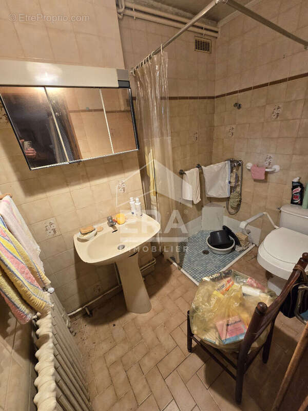 Maison à SAINT-FRONT-DE-PRADOUX