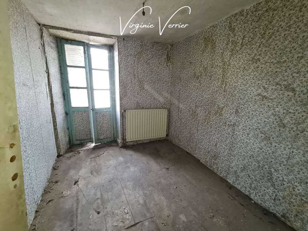 Appartement à TERRASSON-LAVILLEDIEU