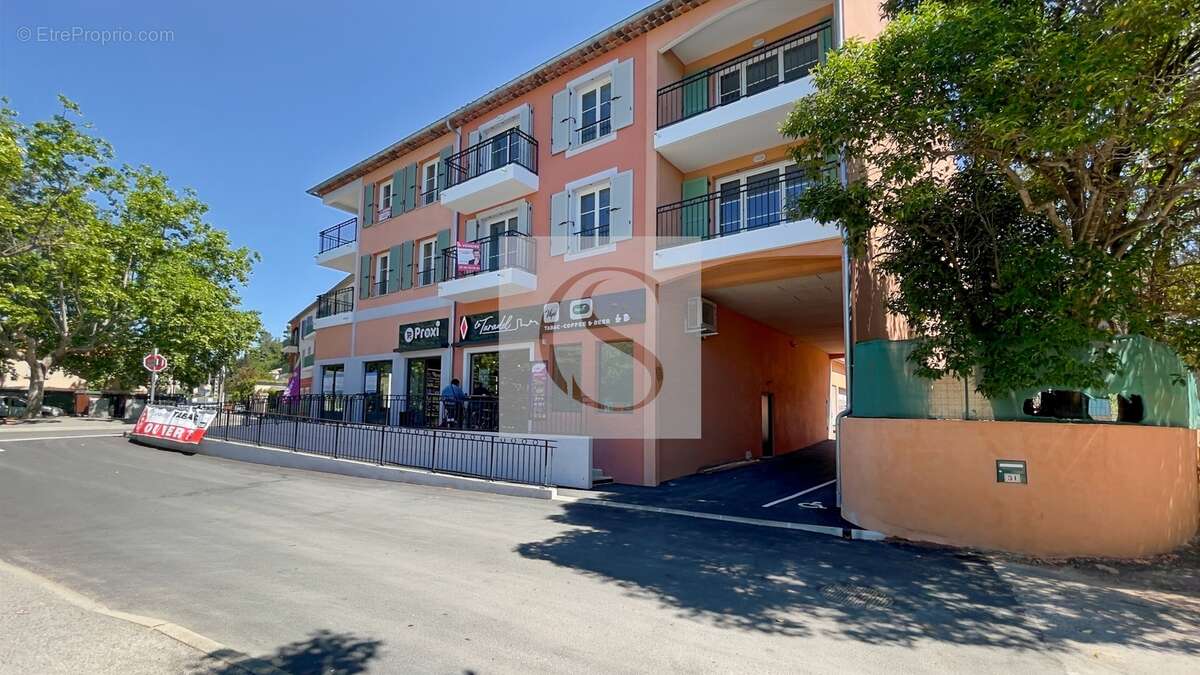 Appartement à TARADEAU