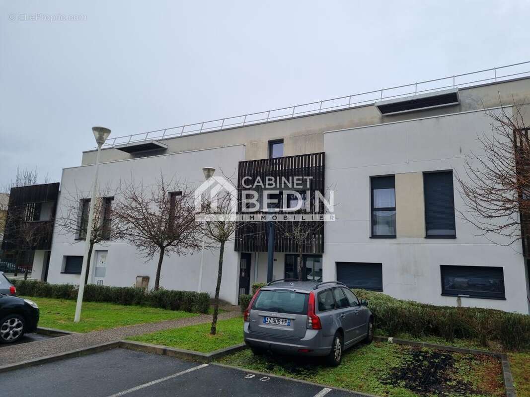 Appartement à VILLENAVE-D&#039;ORNON