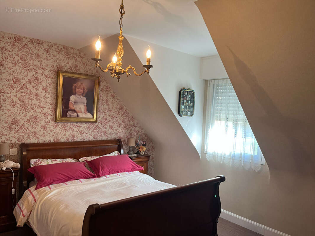 Maison à SAINT-ALLOUESTRE