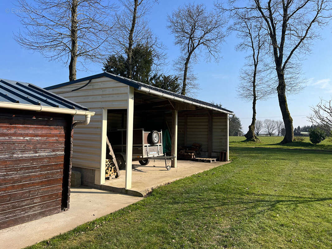 Maison à SAINT-ALLOUESTRE