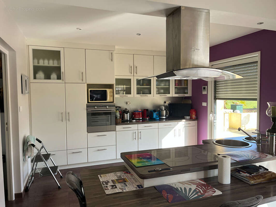 Maison à SAINT-ALLOUESTRE