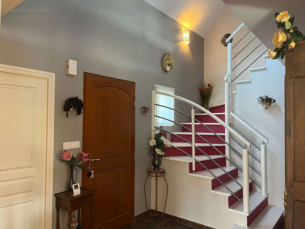 Maison à SAINT-ALLOUESTRE