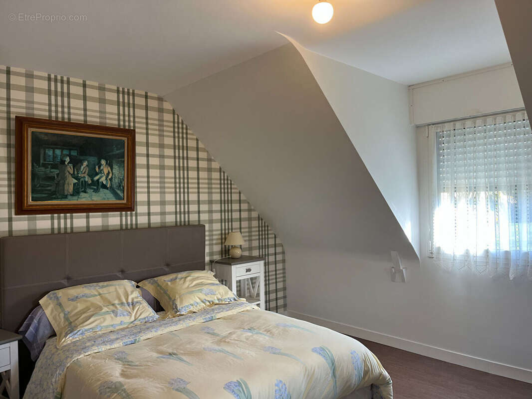 Maison à SAINT-ALLOUESTRE