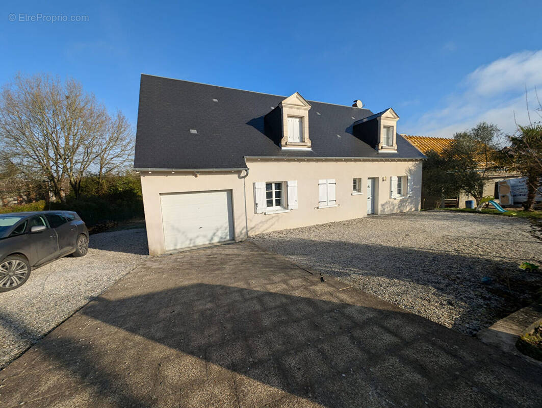 Maison à VERNOU-SUR-BRENNE