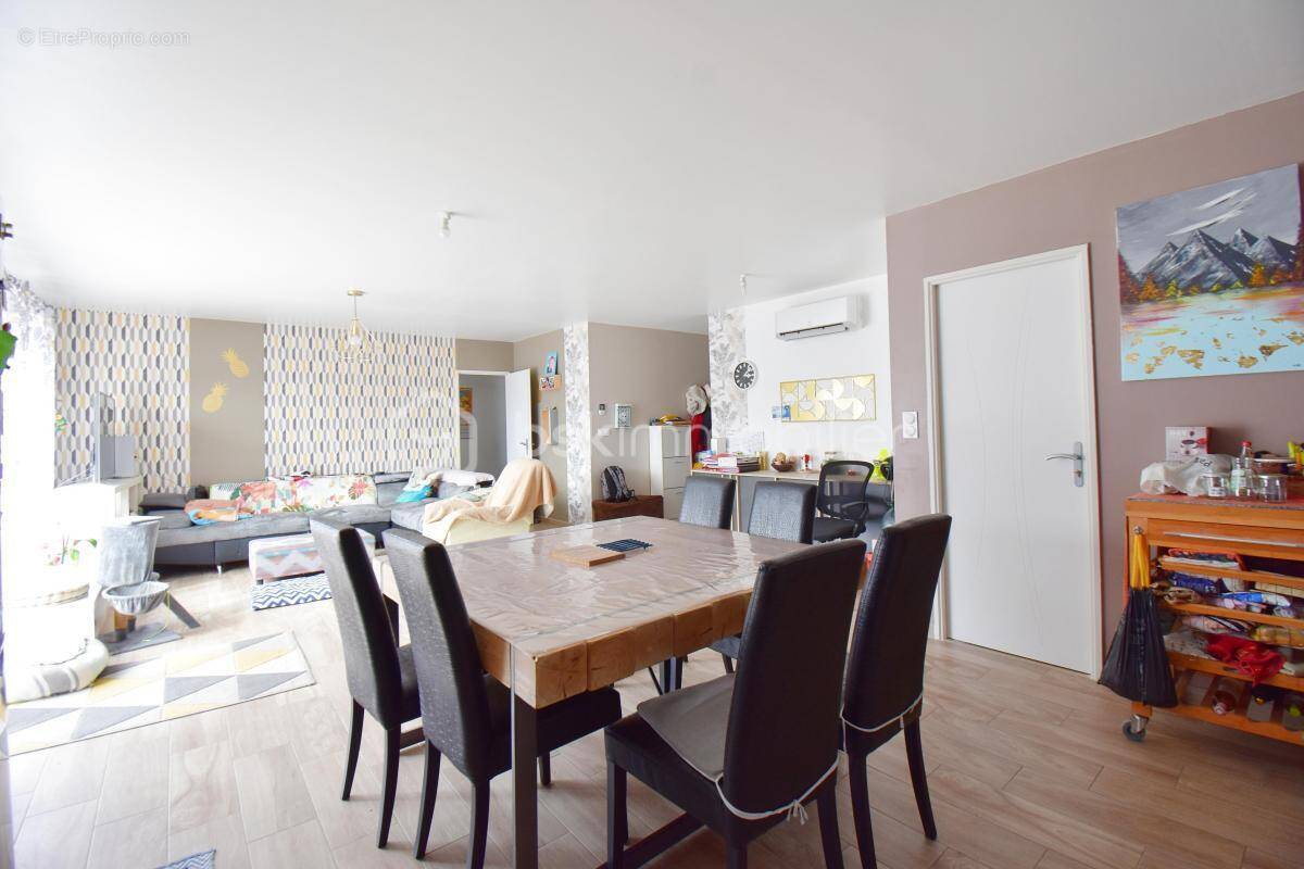 Maison à MAUREILHAN