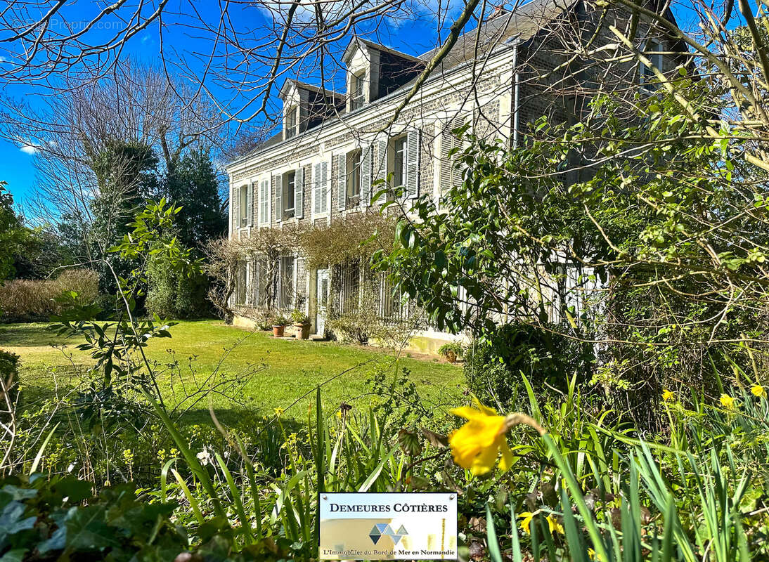 Maison à OCTEVILLE-SUR-MER