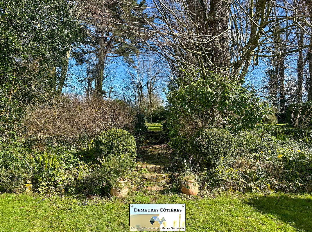 Maison à OCTEVILLE-SUR-MER