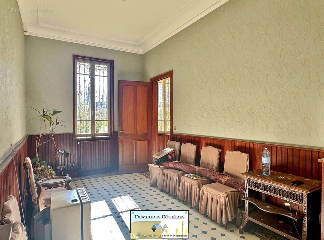 Maison à OCTEVILLE-SUR-MER