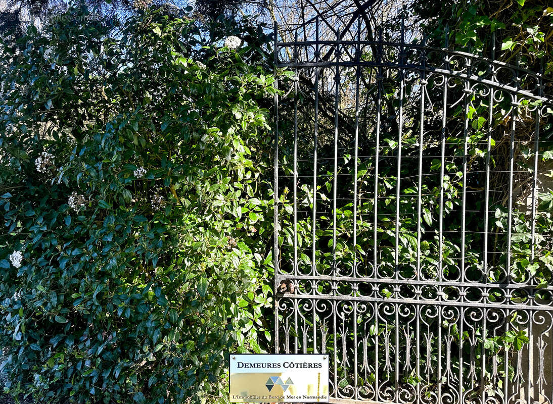 Maison à OCTEVILLE-SUR-MER