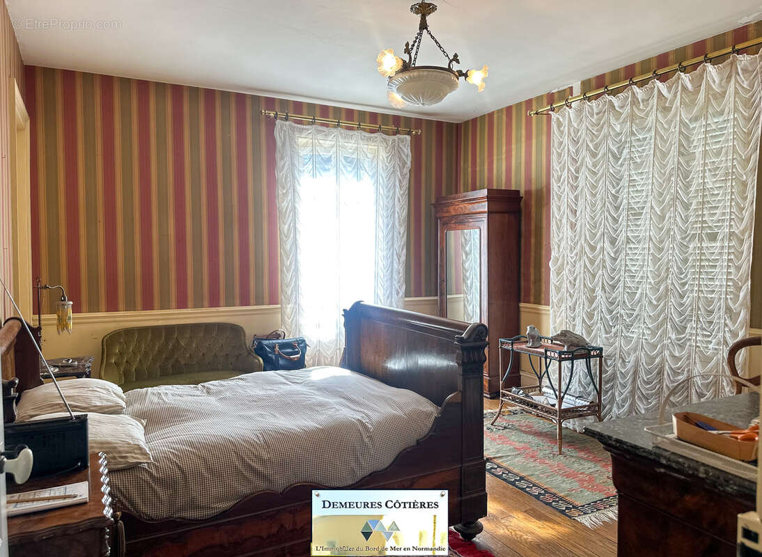 Maison à OCTEVILLE-SUR-MER