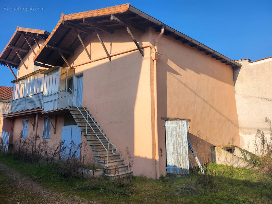 Appartement à BALBIGNY