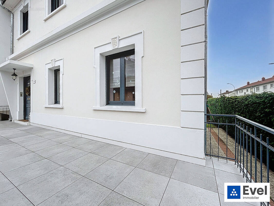 Maison à MONTIGNY-LES-METZ