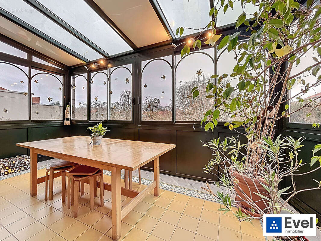 Maison à MONTIGNY-LES-METZ