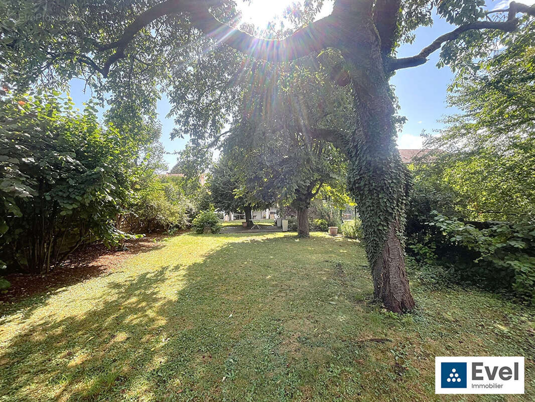 Maison à MONTIGNY-LES-METZ