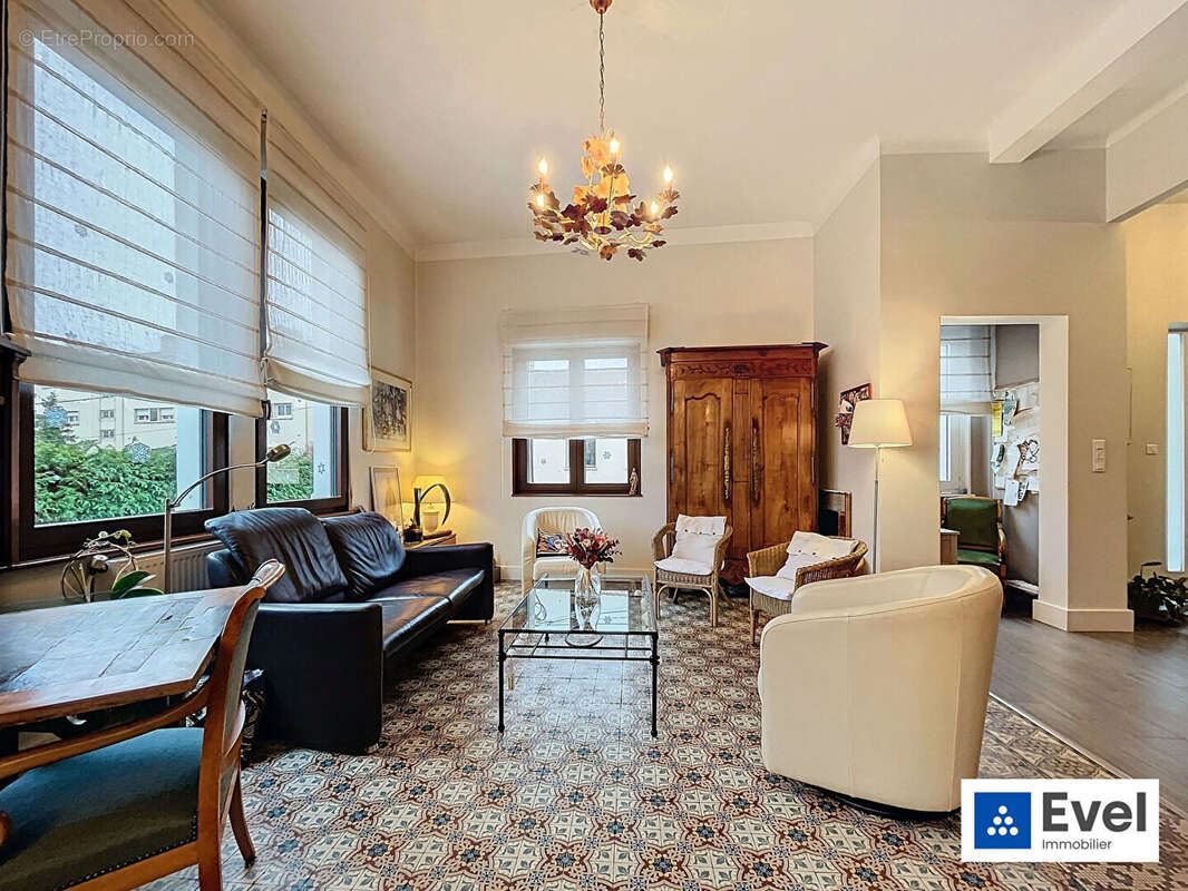 Maison à MONTIGNY-LES-METZ