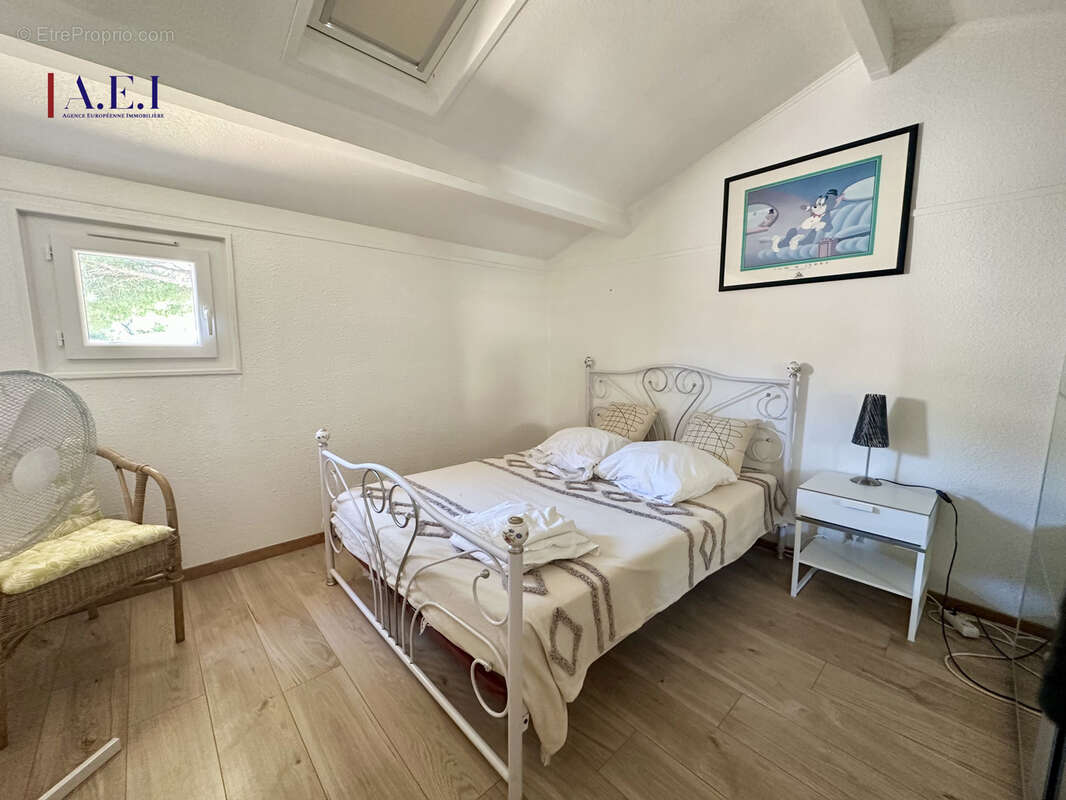 Appartement à SAINT-MANDRIER-SUR-MER