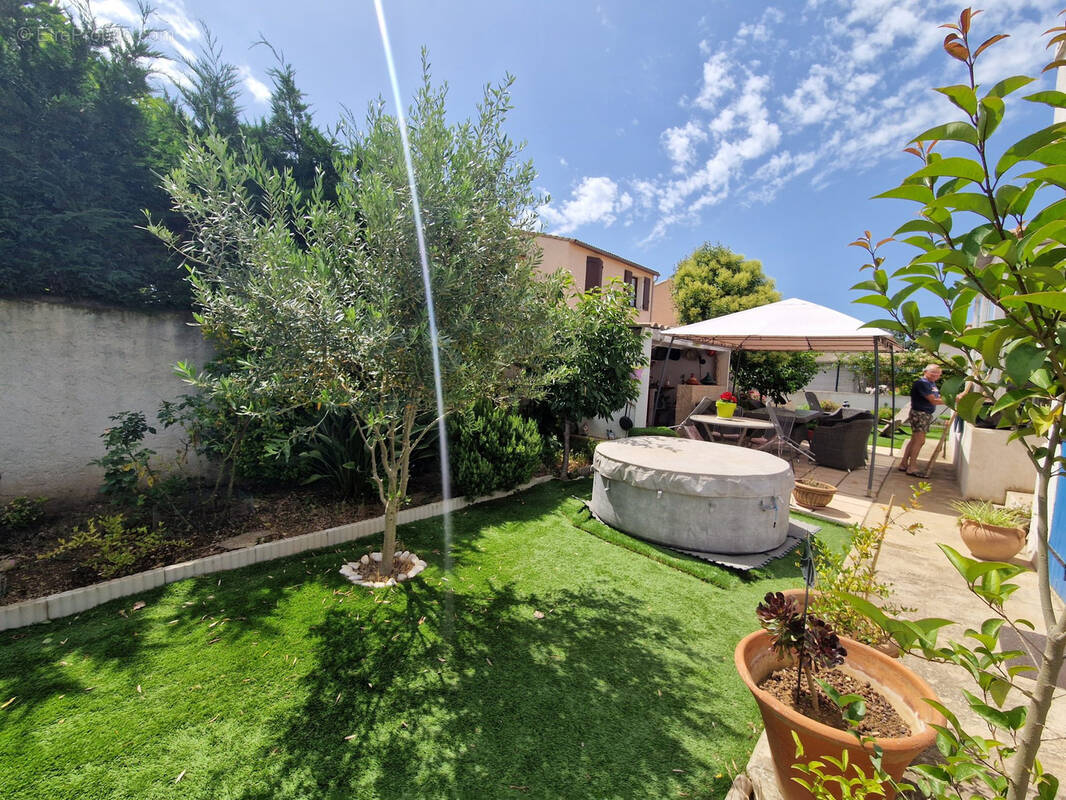 Maison à SIX-FOURS-LES-PLAGES