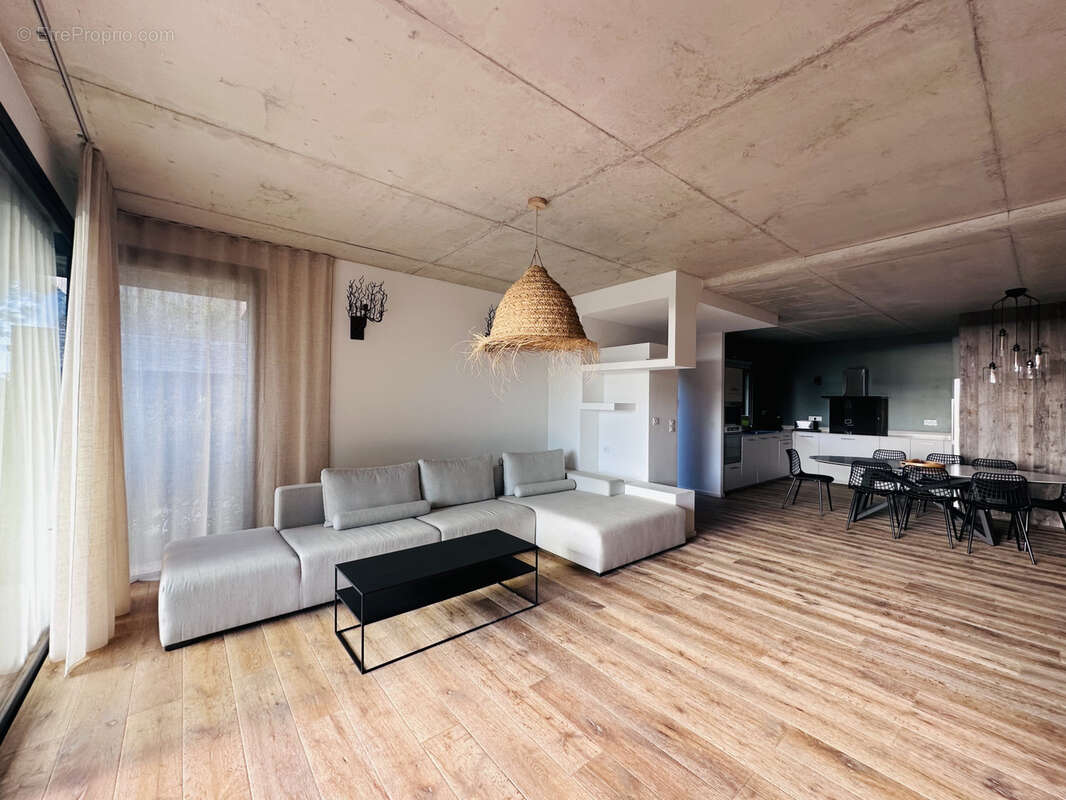 Maison à PORTO-VECCHIO