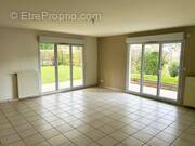 Appartement à CHASSELAY