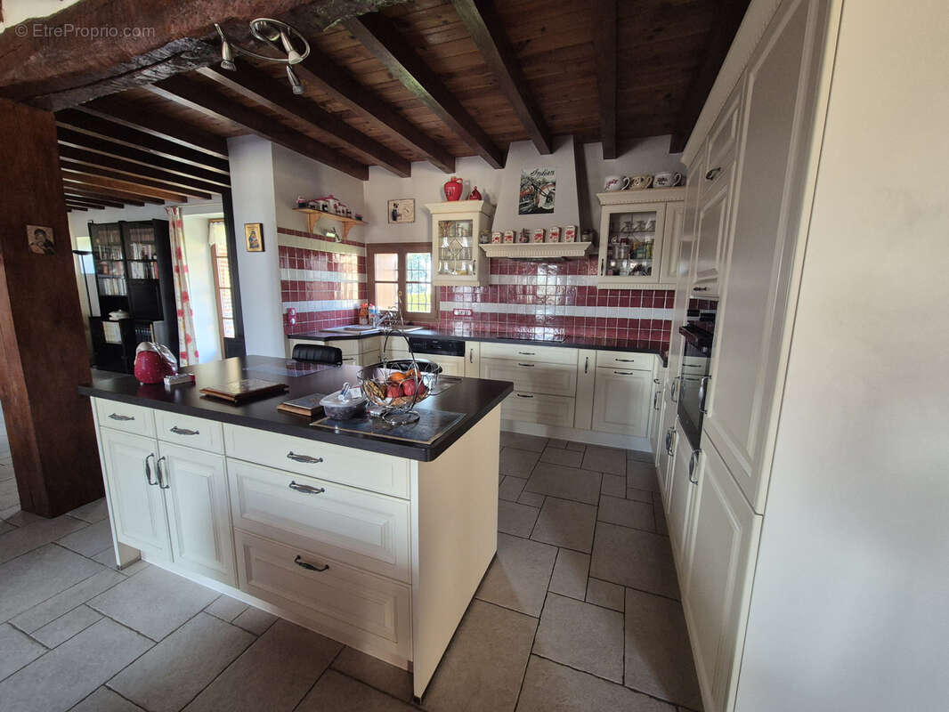 Maison à CHEMILLY-SUR-YONNE