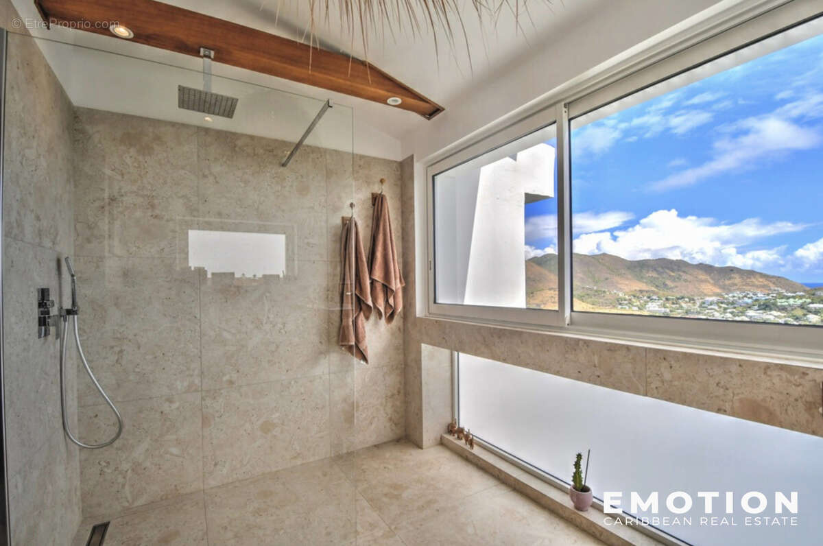 Maison à SAINT-MARTIN