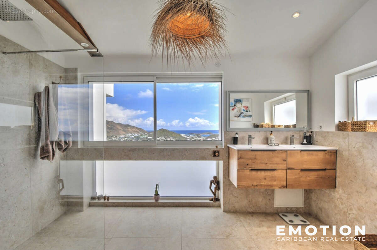 Maison à SAINT-MARTIN