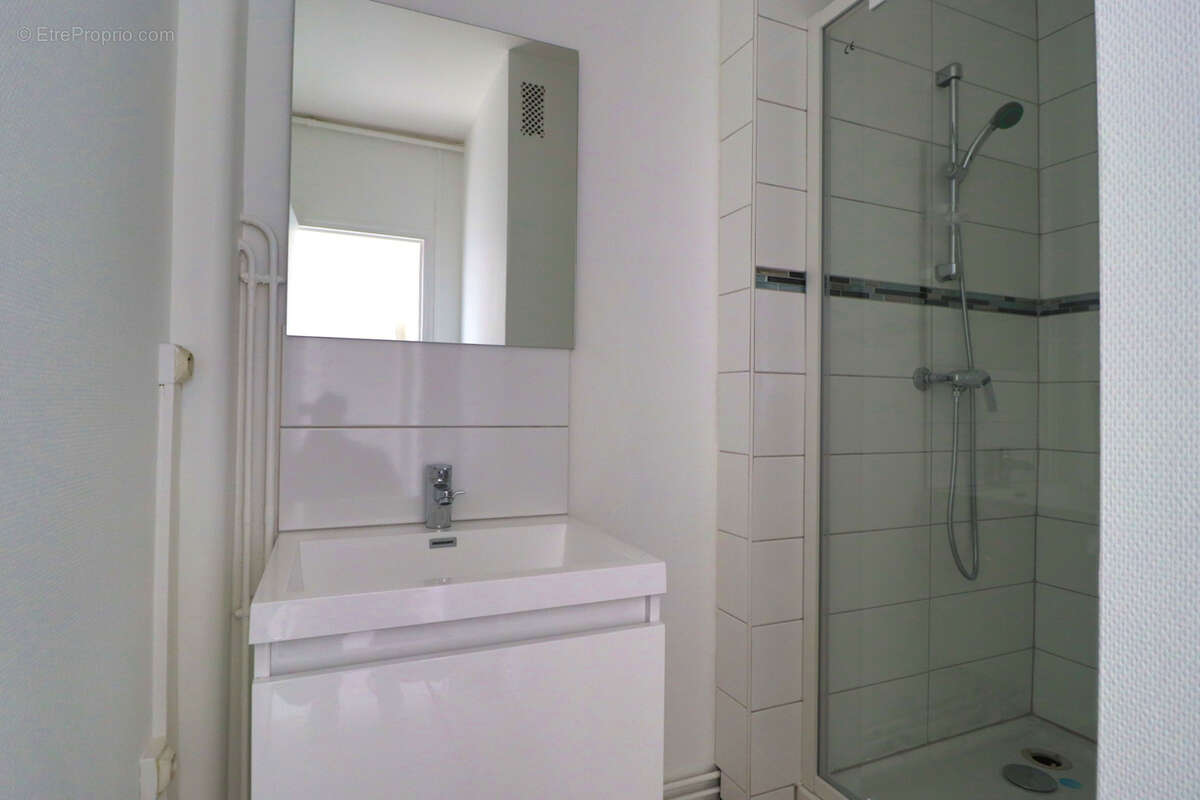 Appartement à LA CHAPELLE-SAINT-LUC