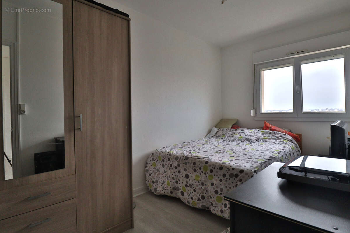 Appartement à LA CHAPELLE-SAINT-LUC