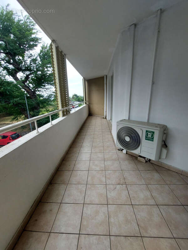 Appartement à SAINT-DENIS