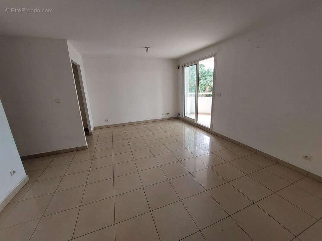 Appartement à SAINT-DENIS