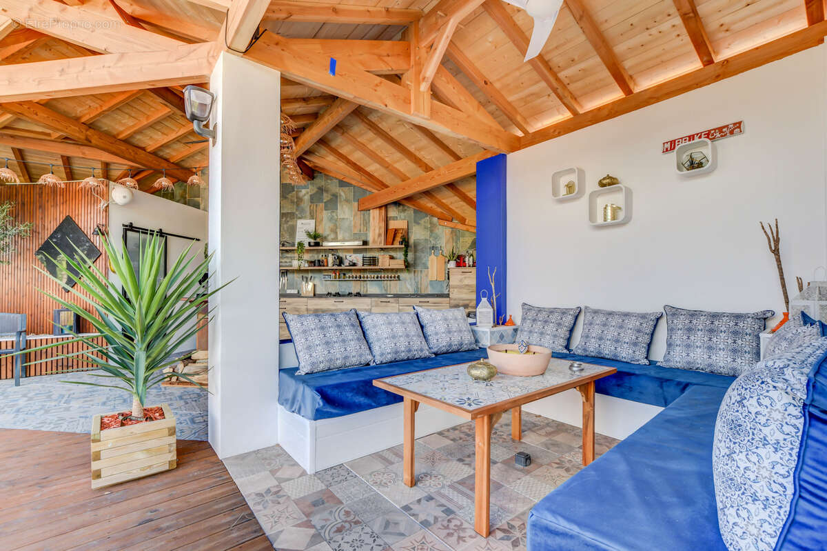 Maison à CASTELMAUROU