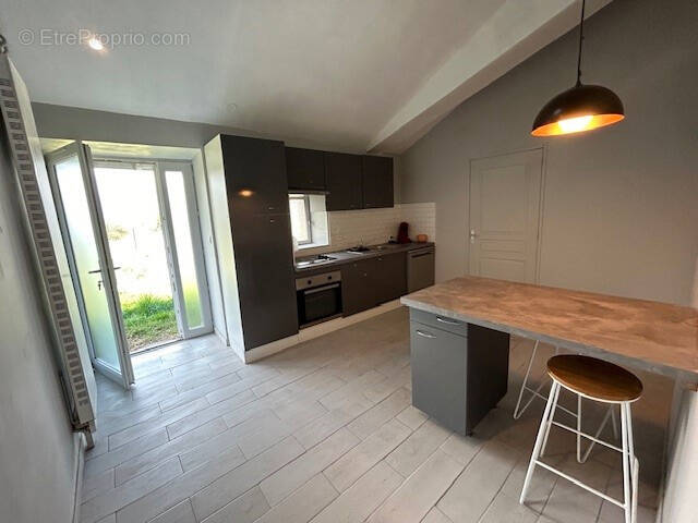 Maison à SOMMIERES-DU-CLAIN