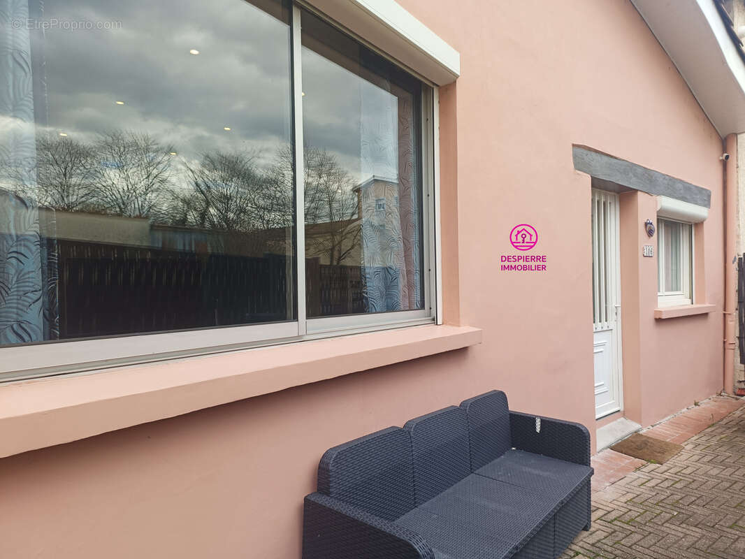 Maison à LE PEAGE-DE-ROUSSILLON