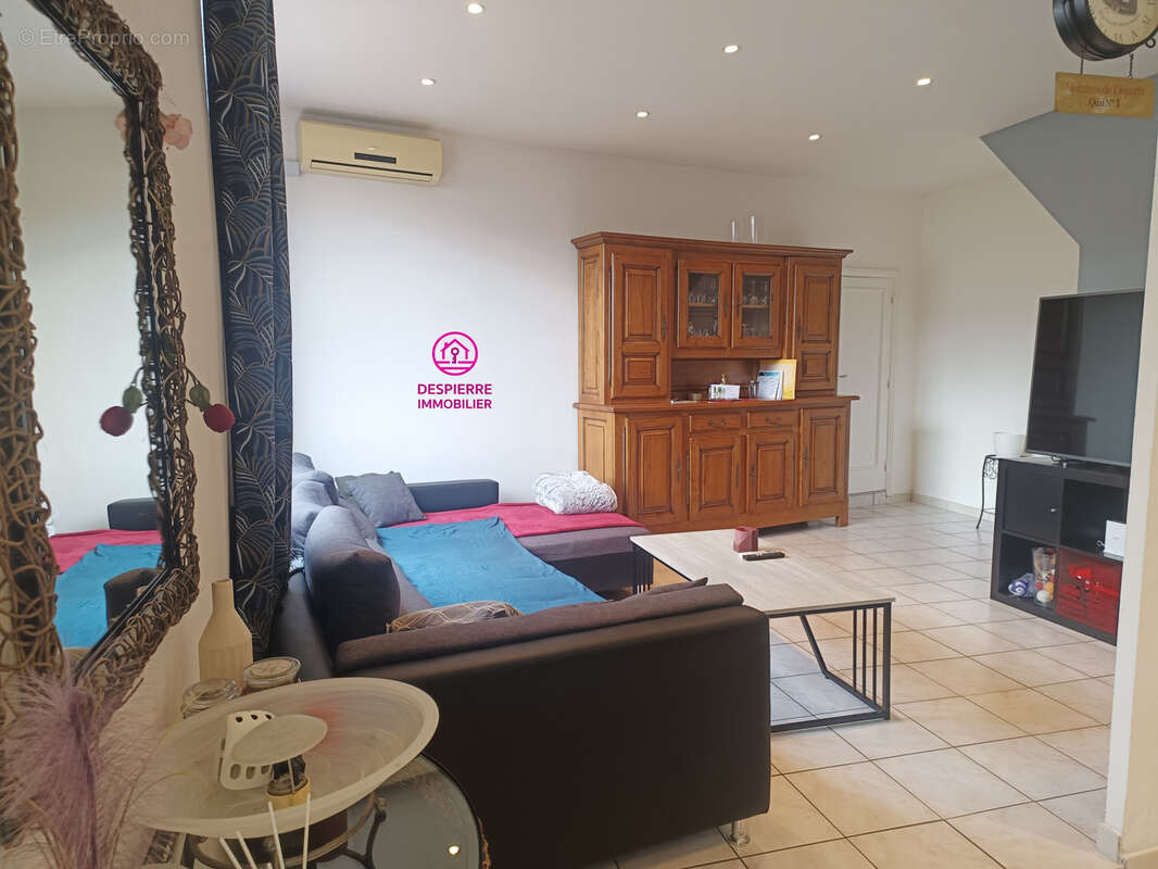 Maison à LE PEAGE-DE-ROUSSILLON