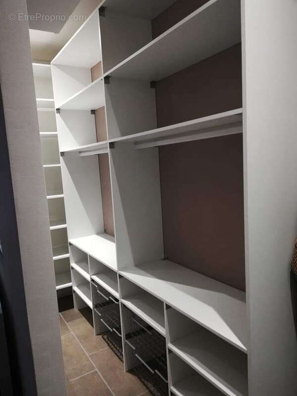 Maison à LE PEAGE-DE-ROUSSILLON