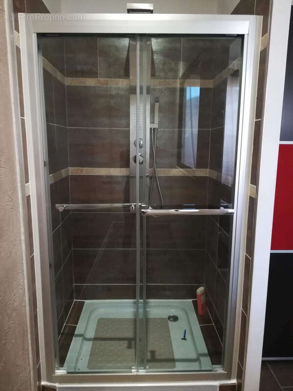 Maison à LE PEAGE-DE-ROUSSILLON