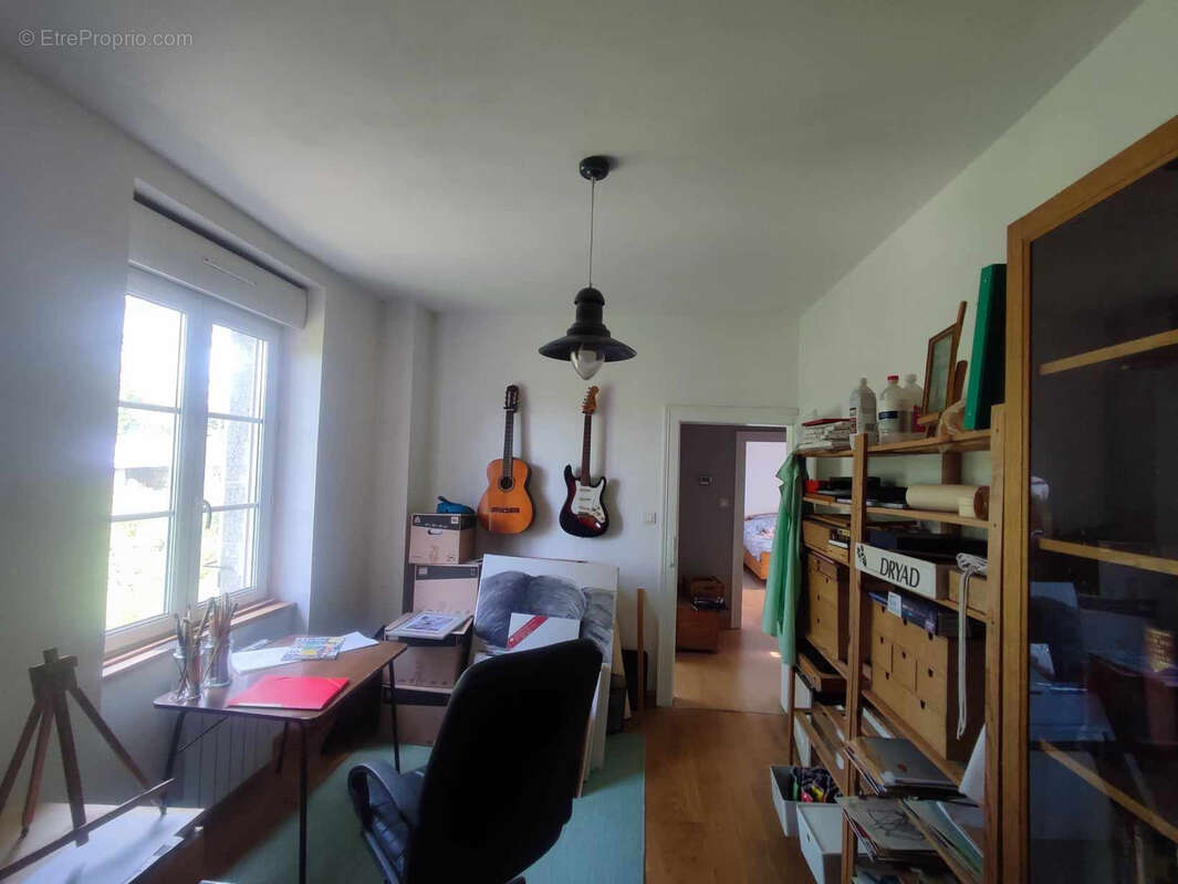 Maison à LE MESNIL-GILBERT