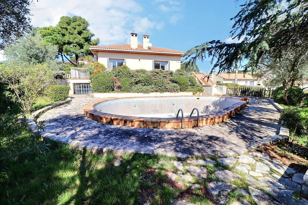 Maison à CLERMONT-L&#039;HERAULT