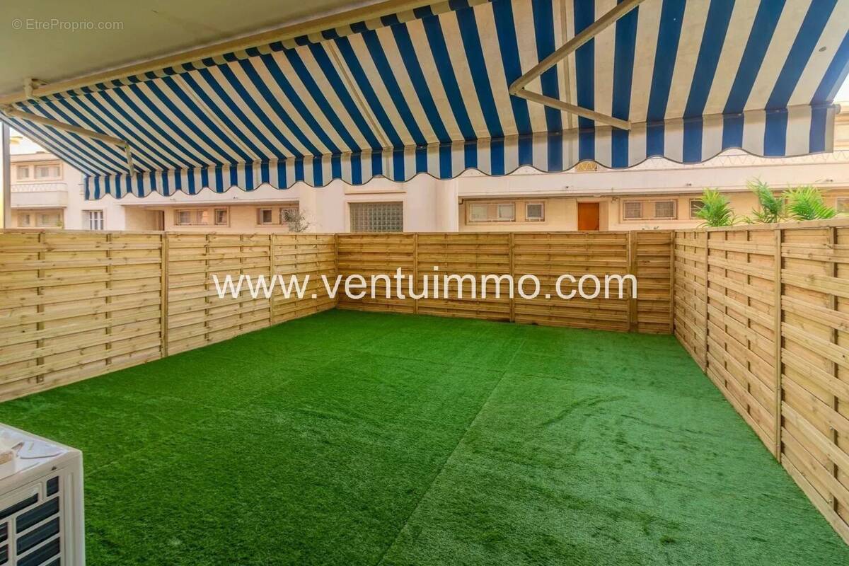 Appartement à CANNES