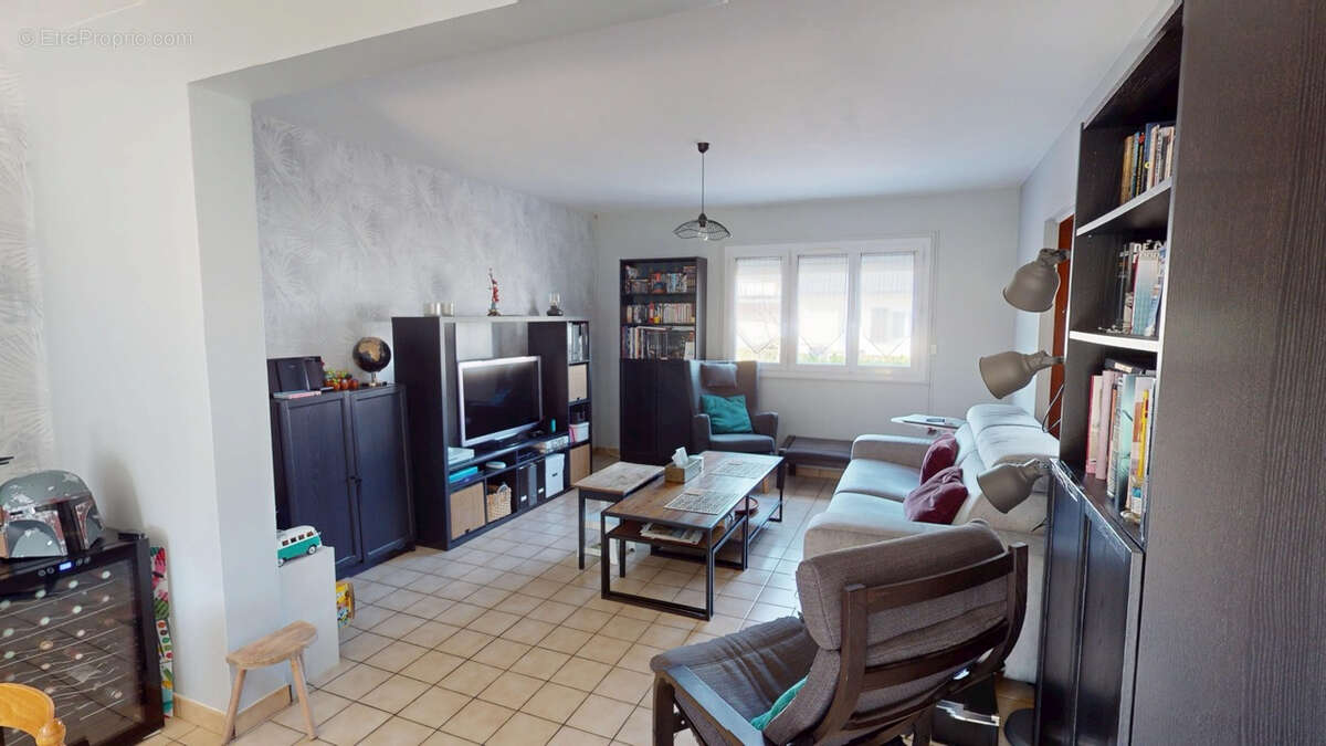 Maison à MONTIVILLIERS