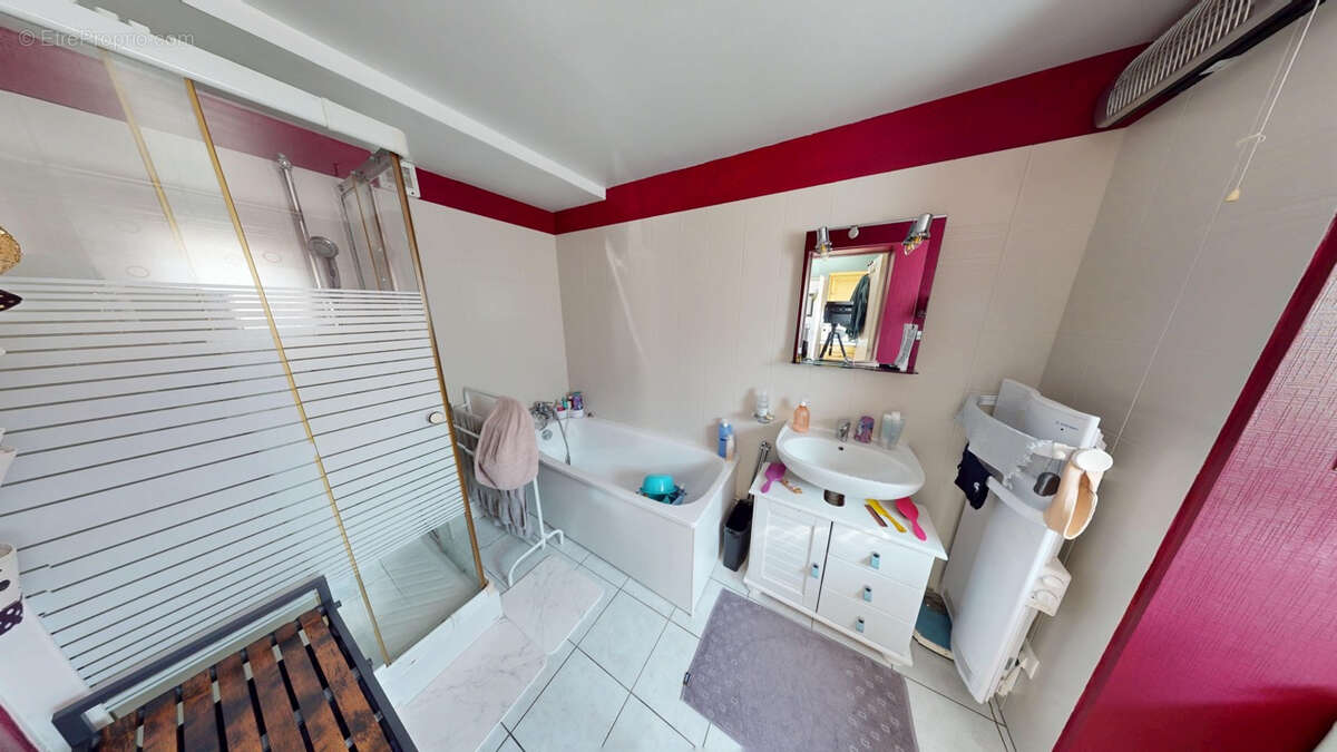 Maison à MONTIVILLIERS