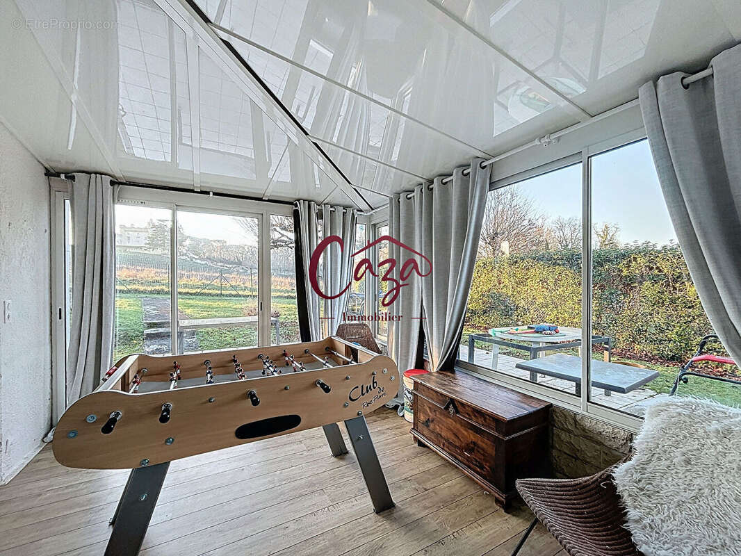 Maison à FARGUES-SAINT-HILAIRE