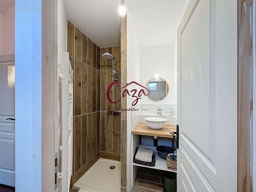 Maison à FARGUES-SAINT-HILAIRE