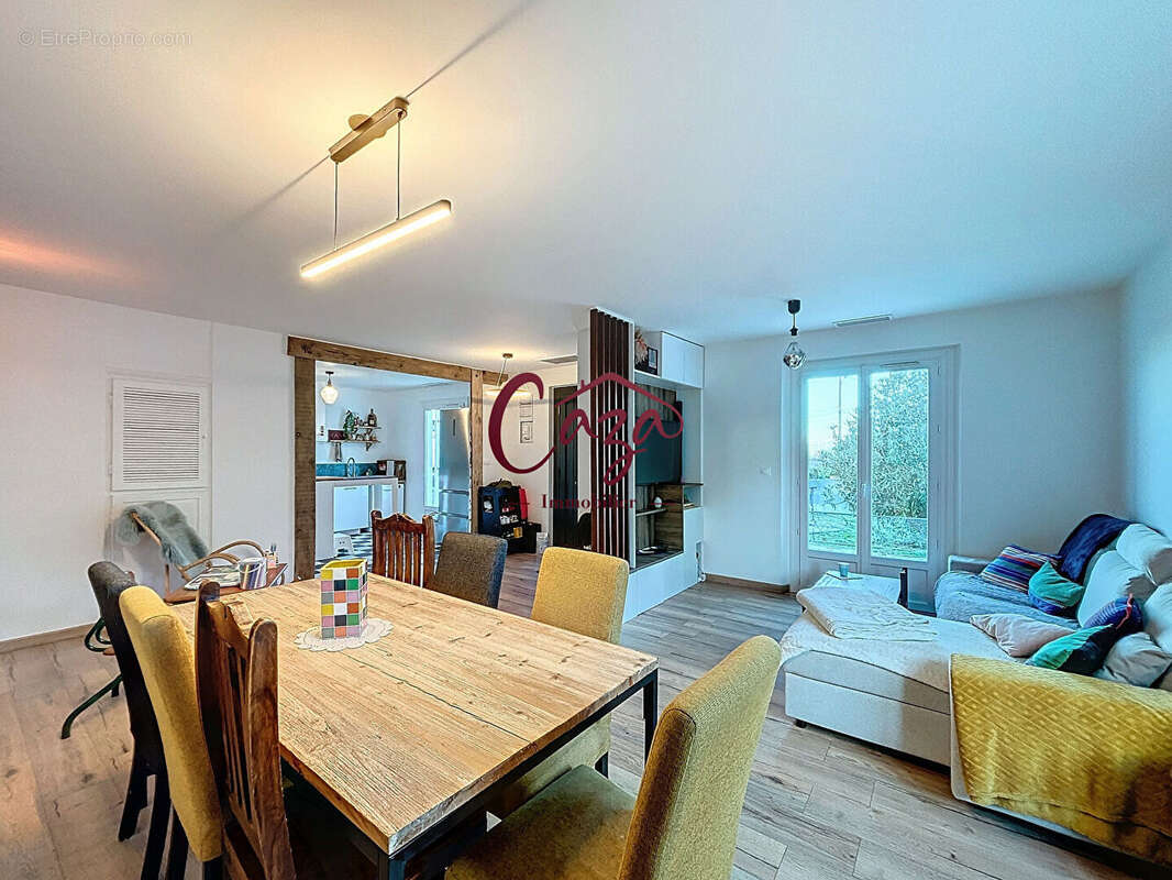 Maison à FARGUES-SAINT-HILAIRE