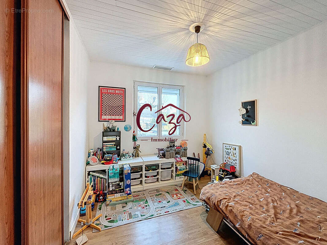 Maison à FARGUES-SAINT-HILAIRE